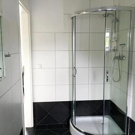 아파트 Zeno Iii *